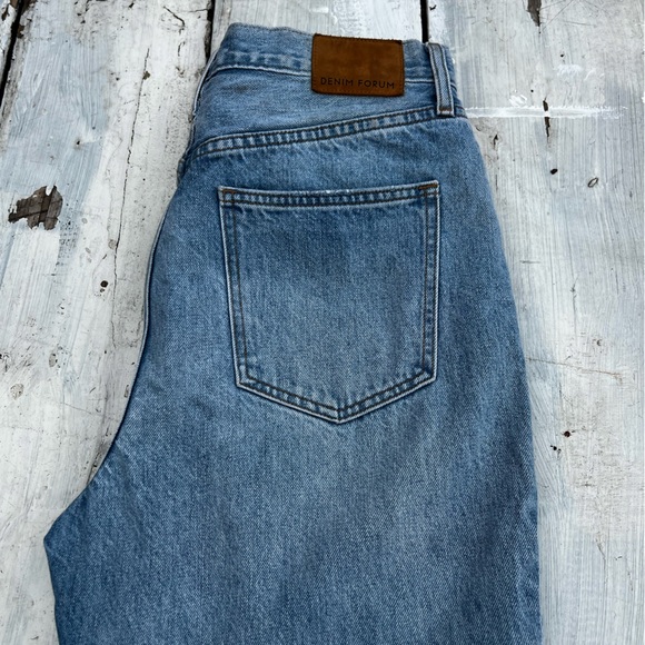 SOLD-Denim Forum Joni Highrise Loose - Picture 3 of 4